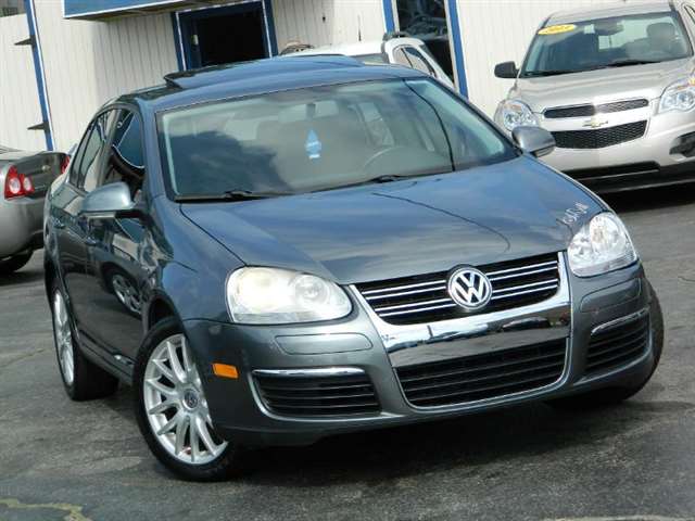 2009 Volkswagen Jetta Wolfsburg Edition 4dr Sedan 6A